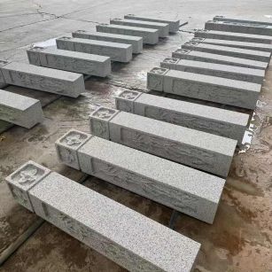 黑龙江 白麻方柱雕花防水