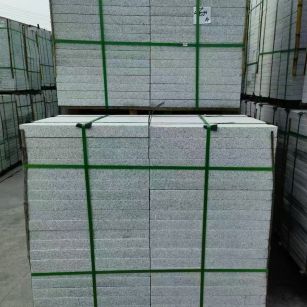 黑龙江 芝麻白火烧，园林广场市政工程地铺石，1.8~5.0厚均有现货