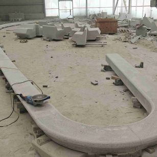 黑龙江 芝麻白花岗岩弧形花坛石，坐凳石