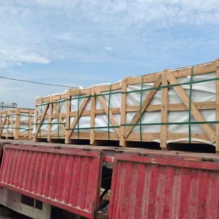 黑龙江 芝麻白花岗岩地铺石出口专车-泰国游