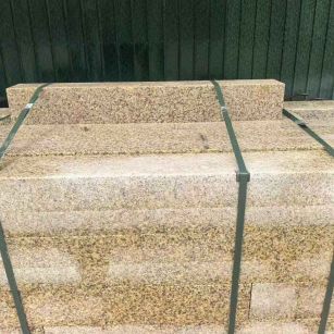 黑龙江 黄金麻花岗岩石材机切面栏杆料半成品