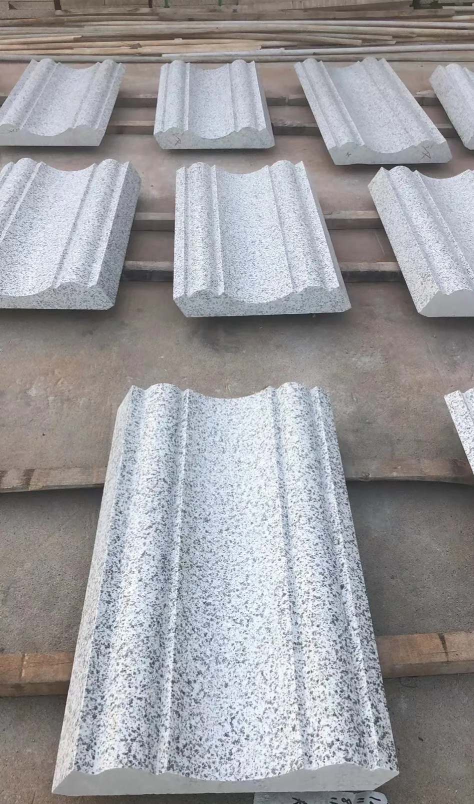 黑龙江 白麻花岗岩光面别墅线条