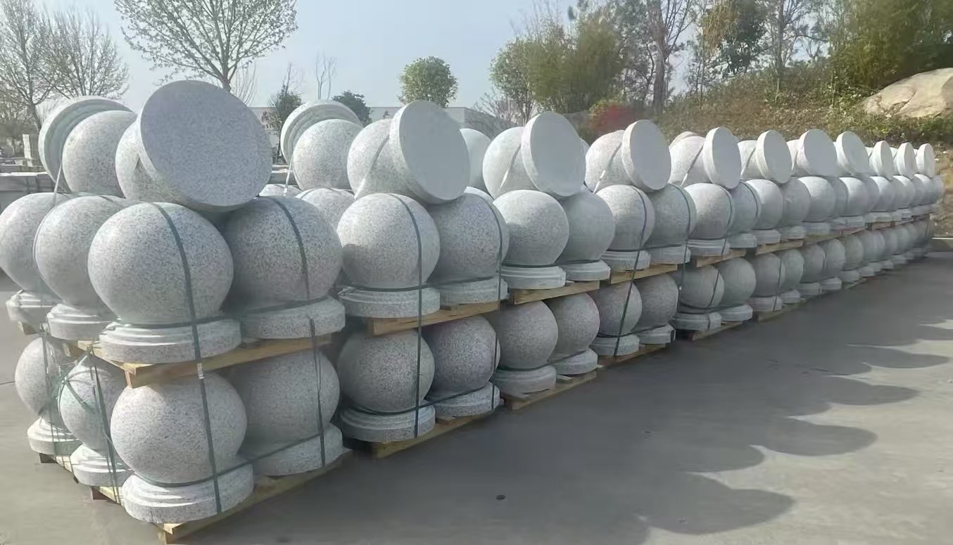 黑龙江 白麻花岗岩石材圆球，石球，挡车球，隔离球，景观石球，风水球等