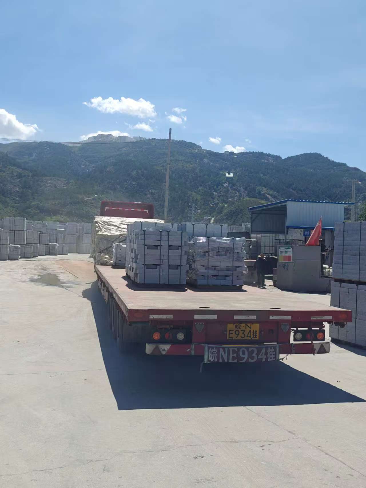 黑龙江 芝麻白仿形路沿石，直形路沿石