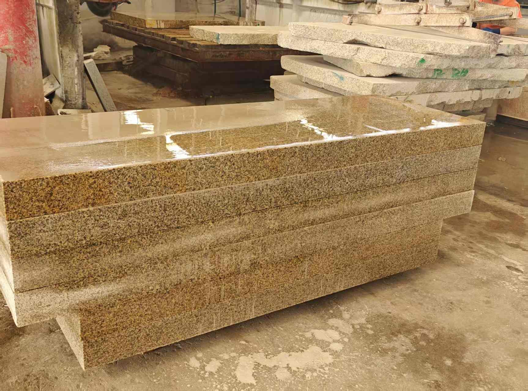 黑龙江 黄金麻栏杆料半成品加工中